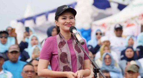 Gubernur Sherly Dukung Permenkomdigi, Dorong Perlindungan Anak di Ruang Digital