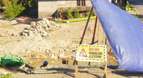 Jembatan Wai Bega Sula Kembali Dibangun, Proyeknya Telan Anggaran Rp5,78 Miliar