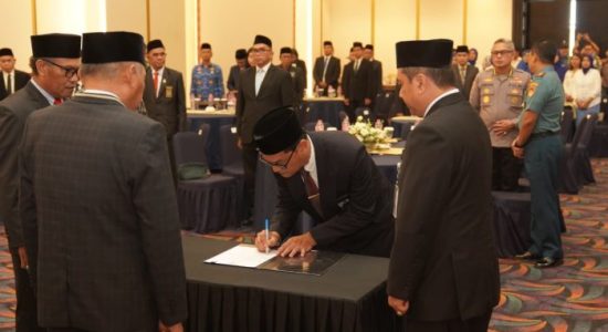 Wagub Sarbin Kukuhkan Kepala BPKP, Dorong Integritas dan Penguatan Pencegahan Penyimpangan