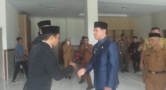 Lantik Belasan Pejabat, Wabup Morotai: Utamakan Kepentingan Rakyat