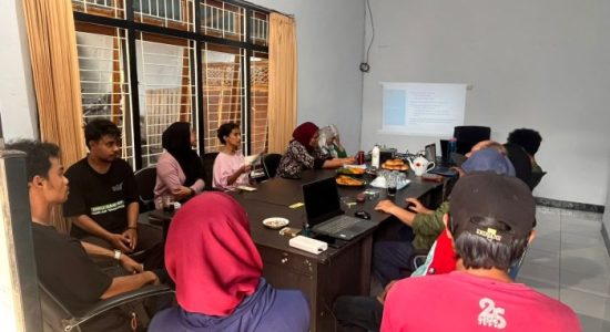 Diskusi Perkumpulan Pakativa: Akademisi Nilai Maluku Utara Gagal Manfaatkan Karbon Biru