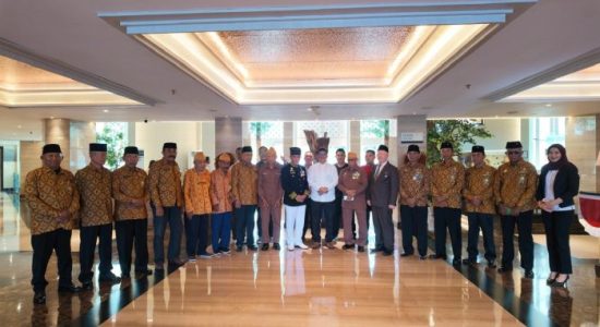 Bukan Sekadar Makan Bersama, Hotel Bela Ternate Hadirkan Momen Haru Bersama Veteran