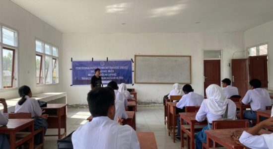 WALHI Dorong Generasi Muda Kritis soal Transisi Energi di Halmahera Selatan