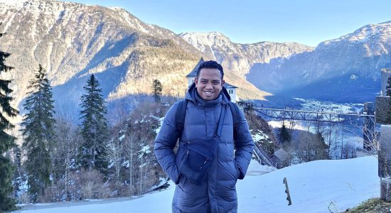 Kisah Anak Penjual Kue Asal Tidore yang Mengunjungi 12 Negara