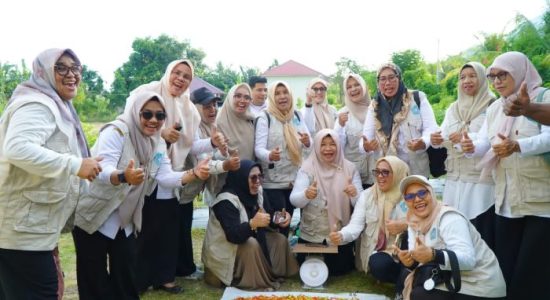 TP PKK Tidore Kepulauan Panen Perdana Cabai, Dorong Kemandirian Pangan