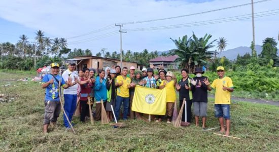 Fans Brasil Seleção Kompak Bersihkan Lingkungan, Dukung Kesuksesan Porprov Maluku Utara