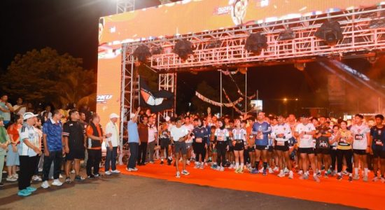 Modiv Gelar Moloku Night Fun Run di Ternate, Ribuan Peserta Pakai Jersey Piala Dunia
