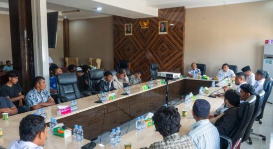 Kemarau Rusak Perkebunan Waringin, Bupati Rusli Siapkan Langkah Penanganan