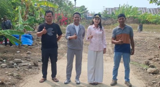 Gubernur Sherly Cek Inovasi Pengerasan Tanah PUPR, Siapkan untuk Jalan Tani 2027