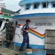 Penyemprotan Disenfektan di Pelabuhan Jailolo untuk Cegah Corona