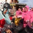Bhayangkari Polres Halmahera Tengah Gelar Pembagian Takjil Gratis