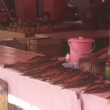 Ini yang Bikin Harga Ikan Asap di Pasar Barito, Ternate Melejit