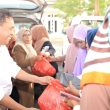IMS Salurkan Ratusan Bantuan Pangan untuk Warga Kurang Mampu di Weda