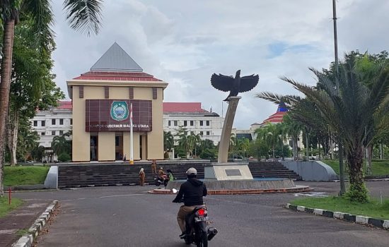 Kantor Pemprov Malut Bocor dan Minim Fasilitas, Gubernur Sherly Siapkan Renovasi