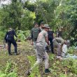 Satbrimob Peduli Lingkungan, Bersihkan Jalur Pendakian Taman Love Ternate Sambut HUT Bhayangkara ke-79