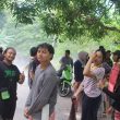 Masyarakat Dorari Isa–Tafraka dan Mahasiswa KKN UGM Bersihkan Lingkungan Jelang Hiri Fest