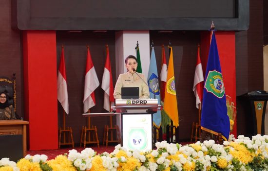 KUA-PPAS 2026 Maluku Utara Diserahkan, Gubernur Sherly Optimistis Ekonomi Tumbuh Pesat