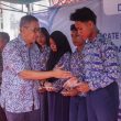 PT Daaz Bara Lestari Tbk Salurkan Ratusan Paket Sekolah dan Beasiswa di Halmahera Tengah