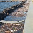 Sampah Berserakan di Pantai Labuha Halmahera Selatan, DLH Diminta Bertindak