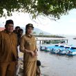 Gubernur Sherly Buktikan Komitmen, Serahkan Kapal untuk Nelayan Jambula Ternate