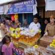 Harga Minyakita Rp15.700, Gubernur Sherly Awasi Langsung Penjualan di Pasar Galala Tidore