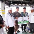 Sekda Ternate dan Baznas Serahkan Bantuan untuk Korban Kebakaran Kampung Pisang