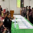 Puluhan Warga Sula Ikut Nikah Massal, Disdukcapil Terbitkan Akta Perkawinan