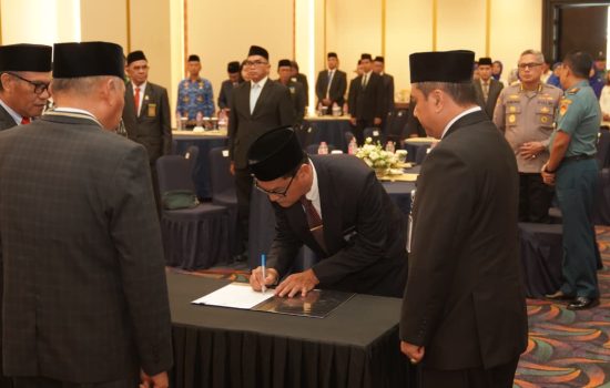 Wagub Sarbin Kukuhkan Kepala BPKP, Dorong Integritas dan Penguatan Pencegahan Penyimpangan