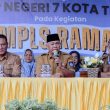 Pantau MPLS, Wawali Nasri Dorong Sekolah di Ternate Bersaing Lewat Prestasi