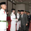 Wagub Sarbin Kukuhkan Puluhan Paskibraka Maluku Utara, Siap Bertugas di HUT ke-81 RI