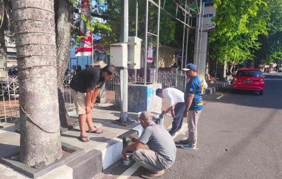 DPMPTSP Ternate Siap Sukseskan Rakernas JKPI, Pembatas Jalan Dicat