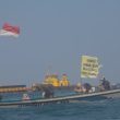 Warga Kawasi Tolak Tongkang Harita Nikel, Laut Bukan Jalur Industri